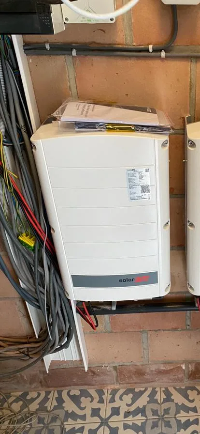 Batteries & onduleurs — réalisation Thermo Confort Solution en Wallonie