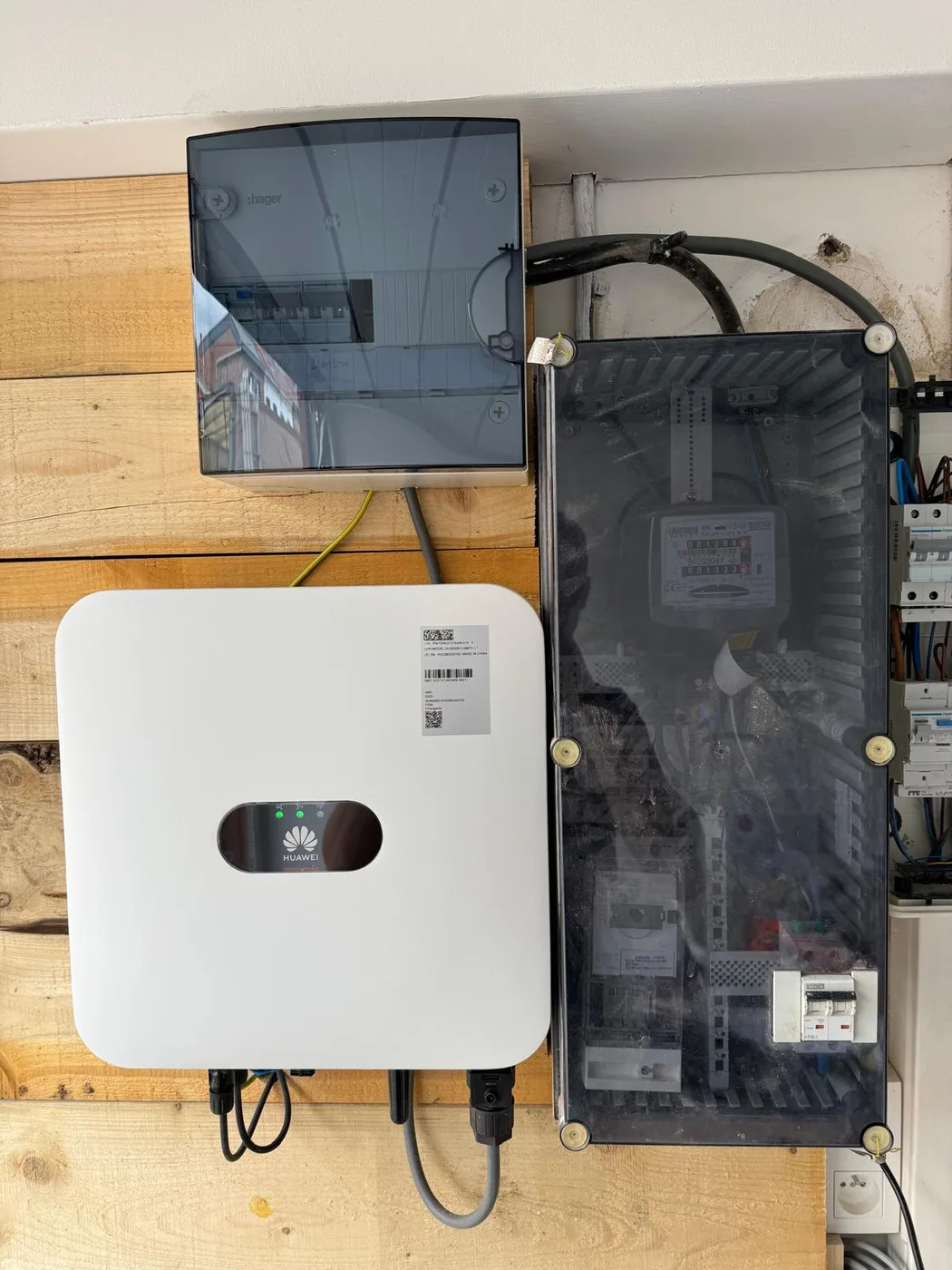 Batteries & onduleurs — réalisation Thermo Confort Solution en Wallonie